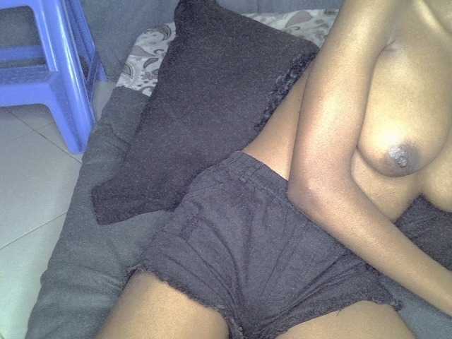 Cynne live cam on BongaCams