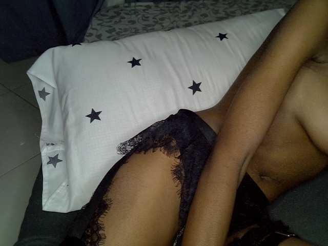 Cynne, en directo ahora en BongaCams