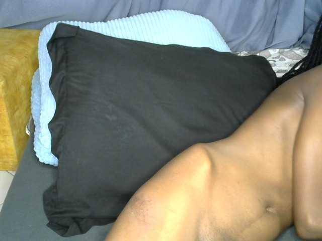 Cynne live cam on BongaCams