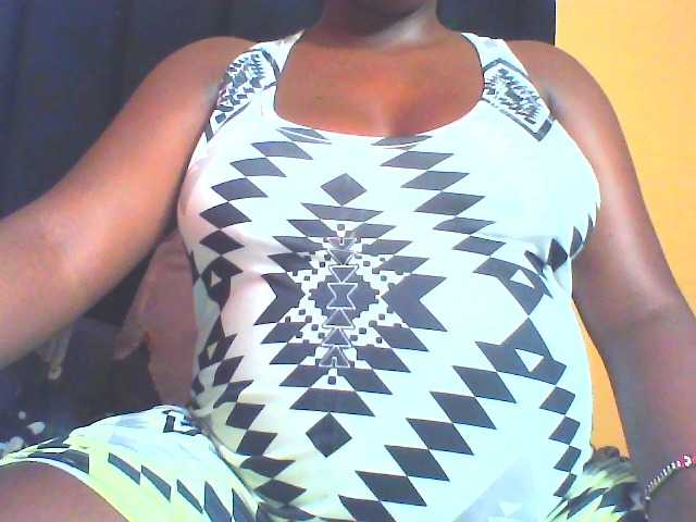 EboniesBelle
