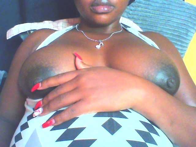 EboniesBelle