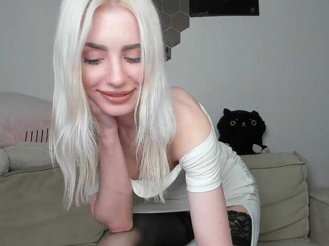 daeneryy live cam