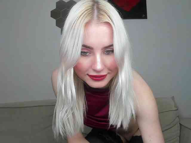 daeneryy webcam