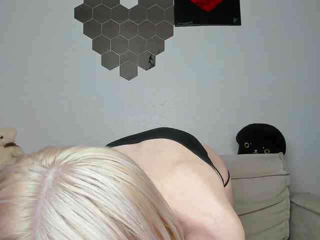 daeneryy webcam