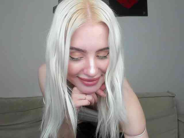 daeneryy webcam