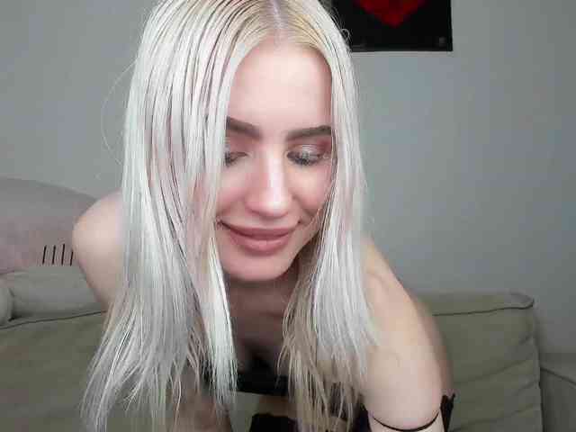 daeneryy webcam