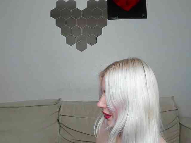 daeneryy webcam