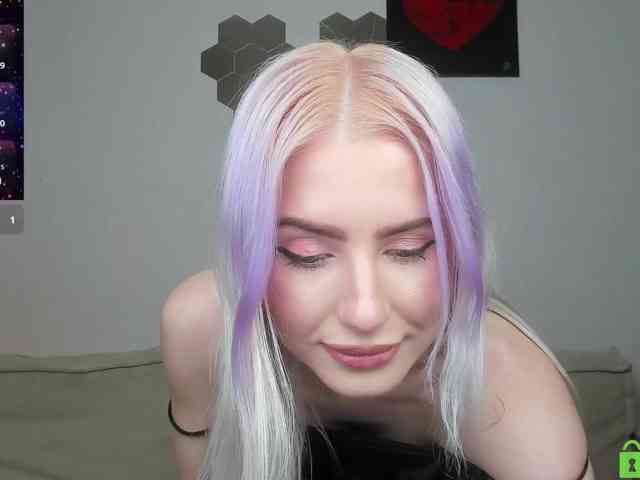 daeneryy webcam