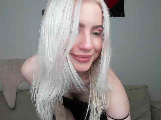 daeneryy webcam