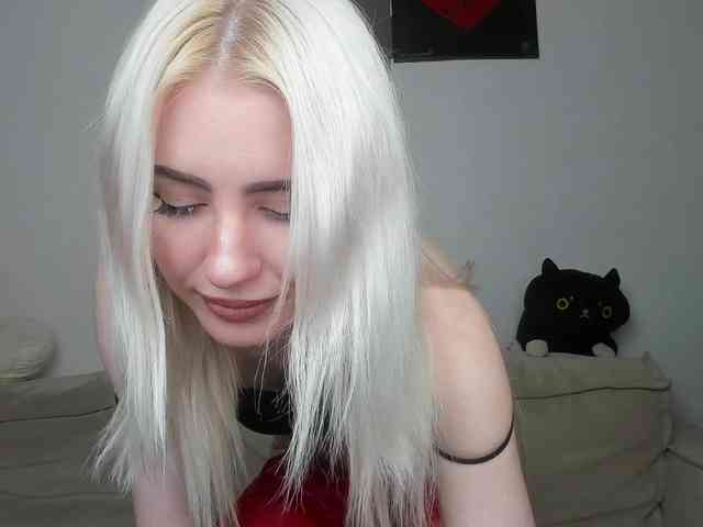 daeneryy webcam