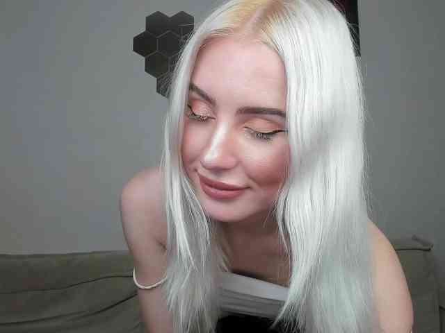 daeneryy webcam