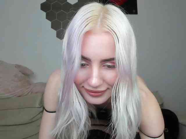 daeneryy webcam