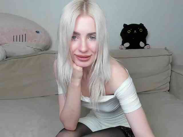daeneryy webcam