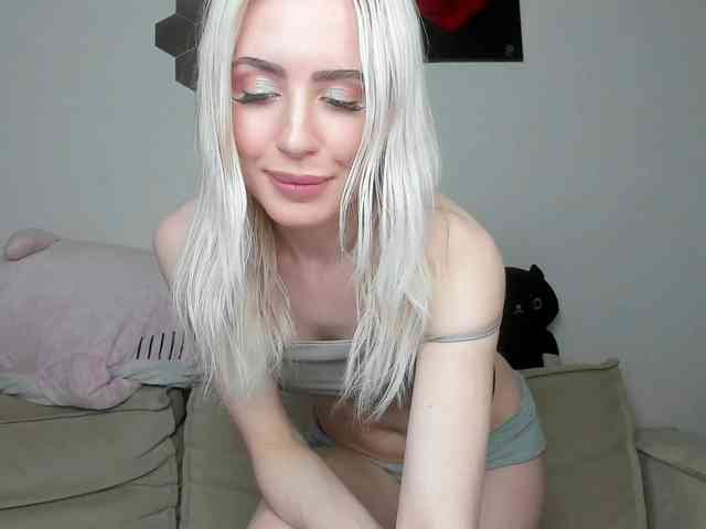 daeneryy webcam