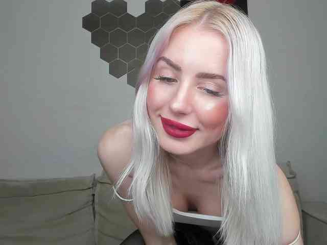 daeneryy webcam