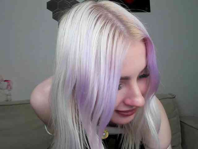 daeneryy webcam