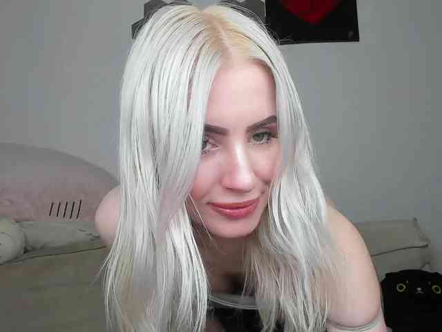 daeneryy webcam