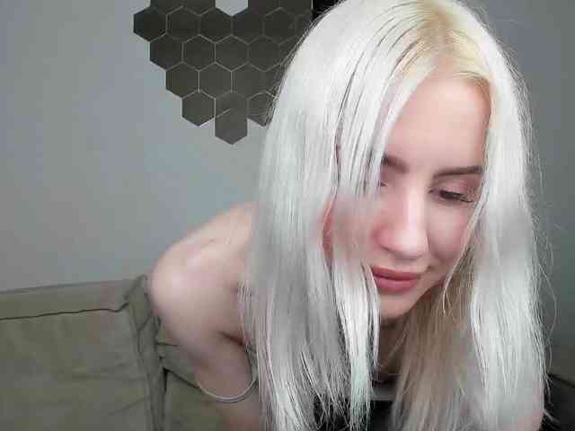 daeneryy webcam