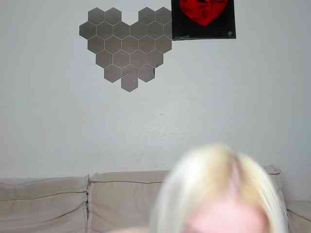 daeneryy webcam