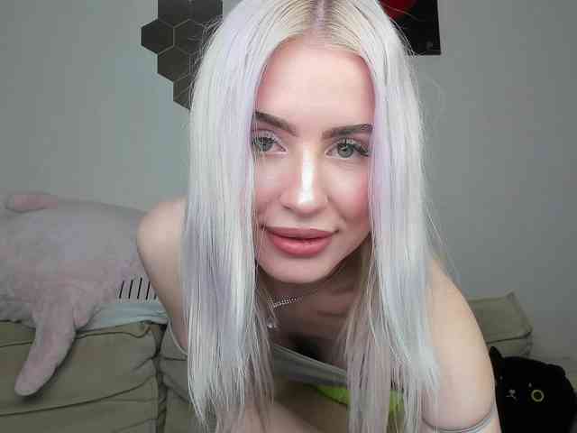 daeneryy webcam