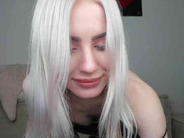 daeneryy webcam