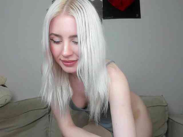 daeneryy webcam