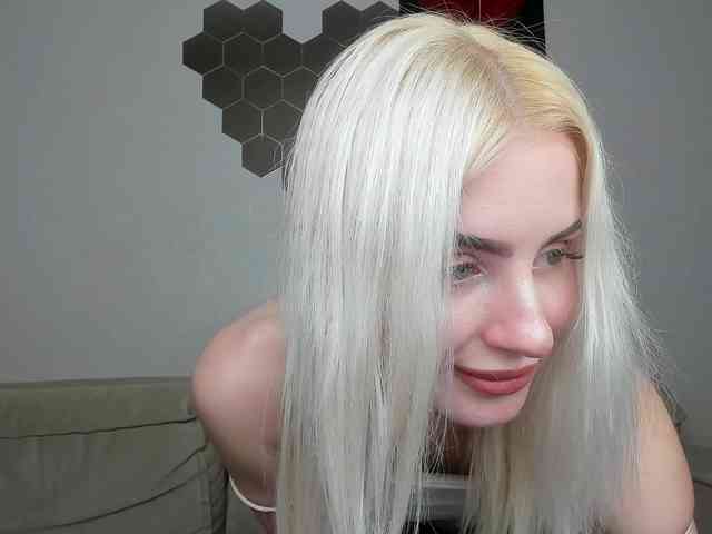 daeneryy webcam