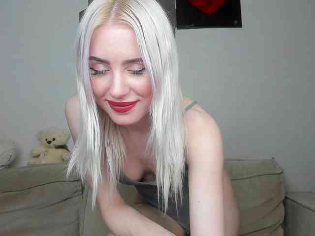 daeneryy webcam