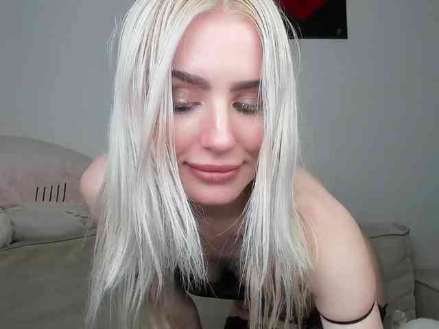 daeneryy webcam