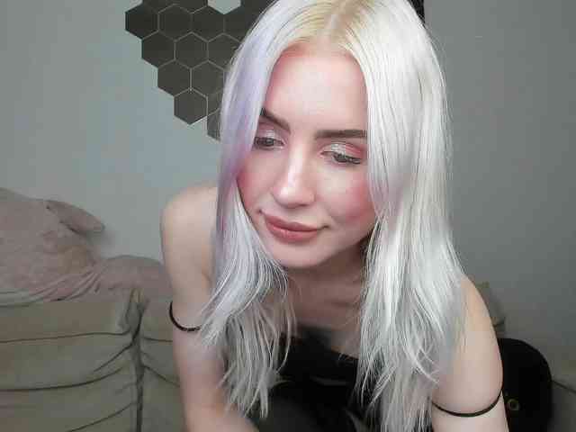 daeneryy webcam
