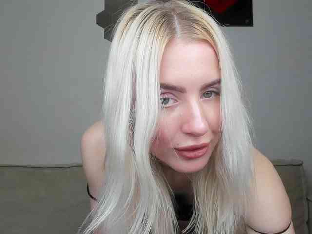 daeneryy webcam