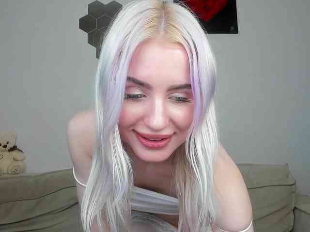 daeneryy webcam