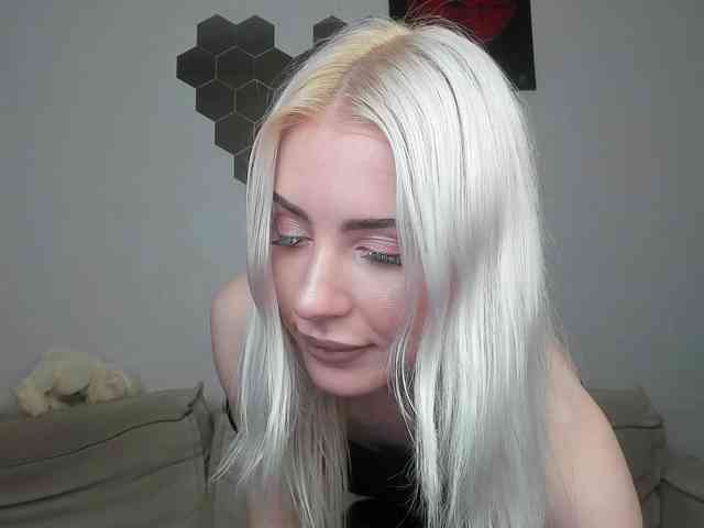 daeneryy webcam