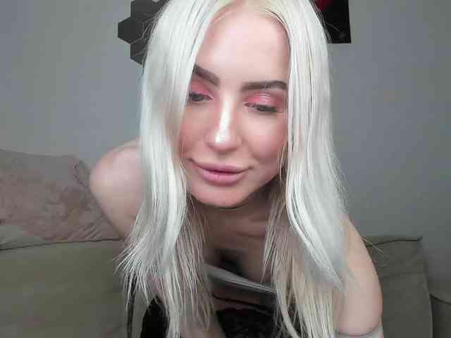 daeneryy webcam