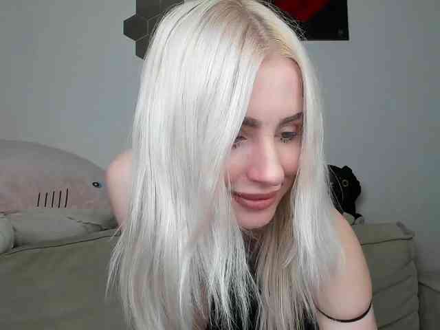 daeneryy webcam
