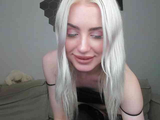 daeneryy webcam