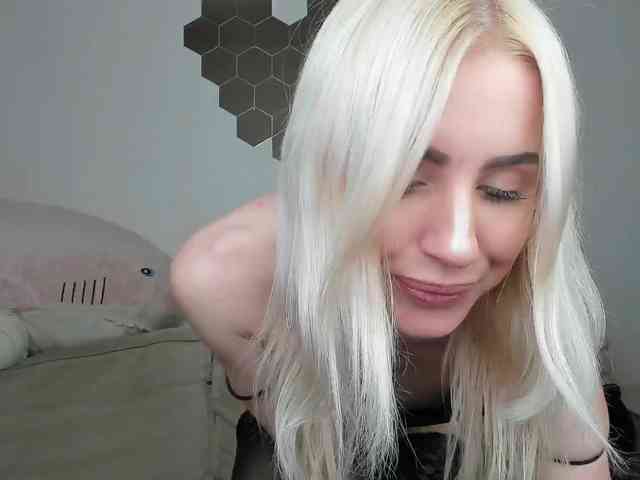 daeneryy webcam