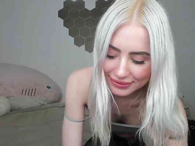 daeneryy webcam