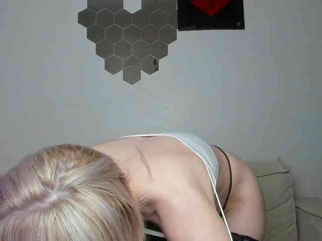 daeneryy webcam