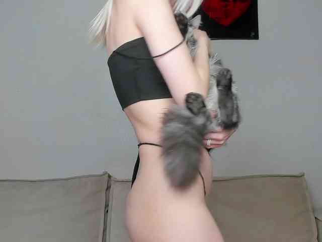daeneryy webcam