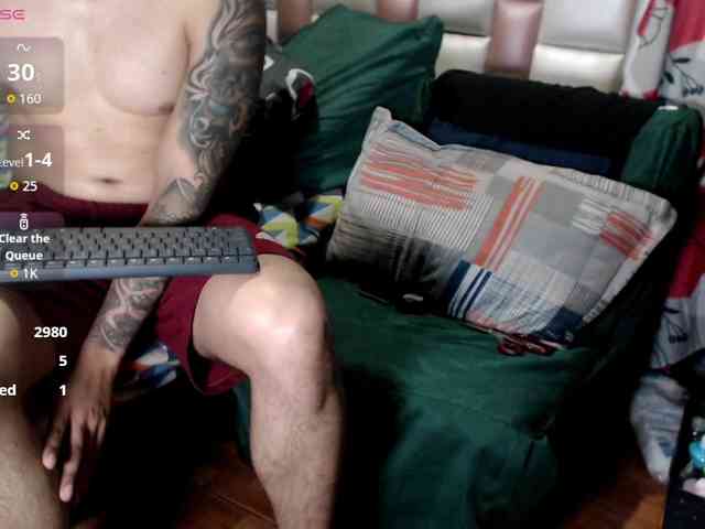 LeoAndKali webcam