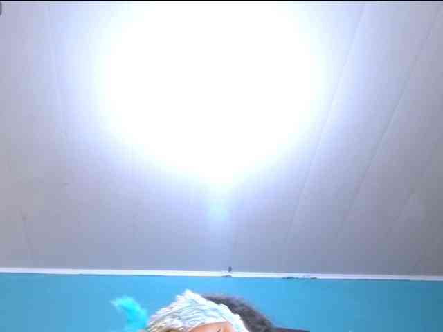 LeoAndKali webcam