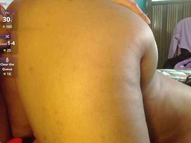 LeoAndKali webcam
