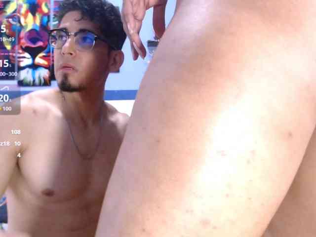 LeoAndKali webcam