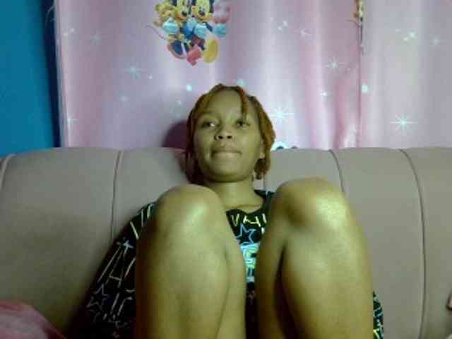PrettyBambi webcam