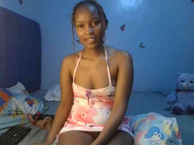 PrettyBambi webcam