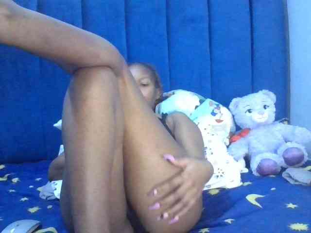 PrettyBambi webcam