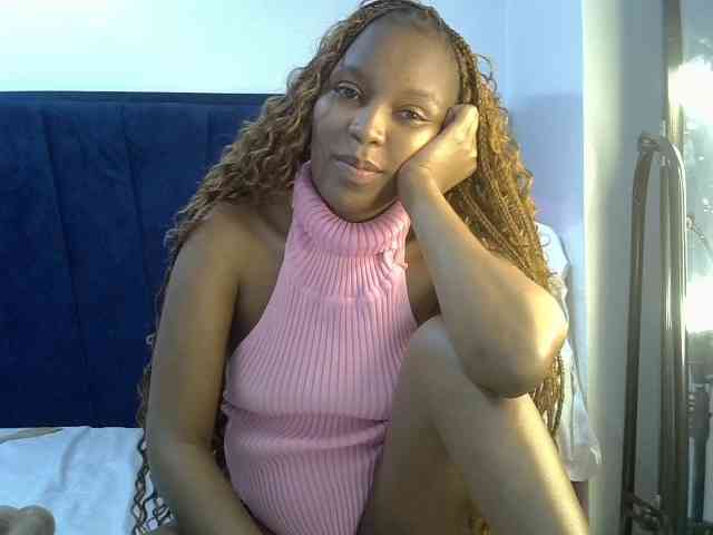 PrettyBambi webcam