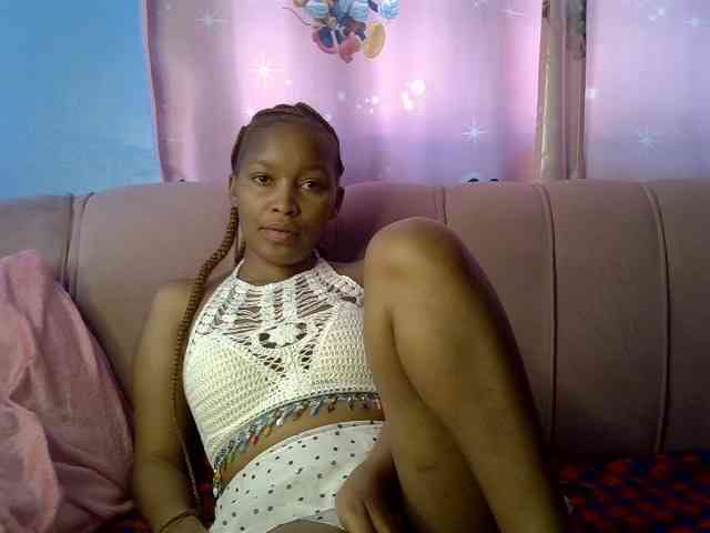 PrettyBambi webcam