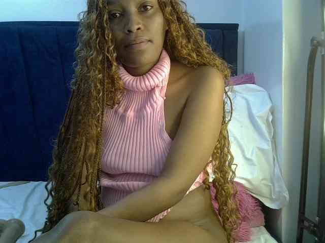 PrettyBambi webcam